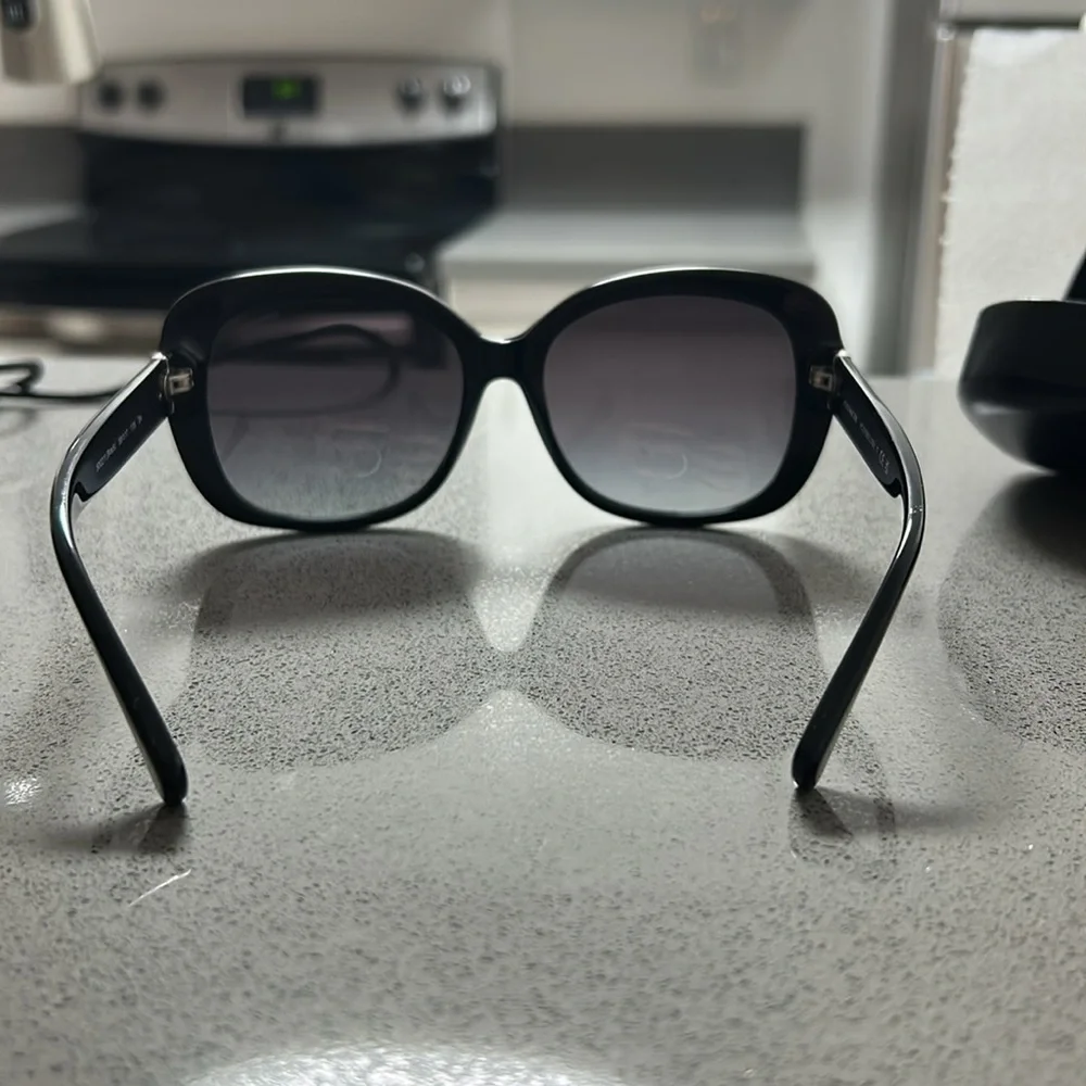 Coach Women's Black Sunglasses - Picture 3 of 4